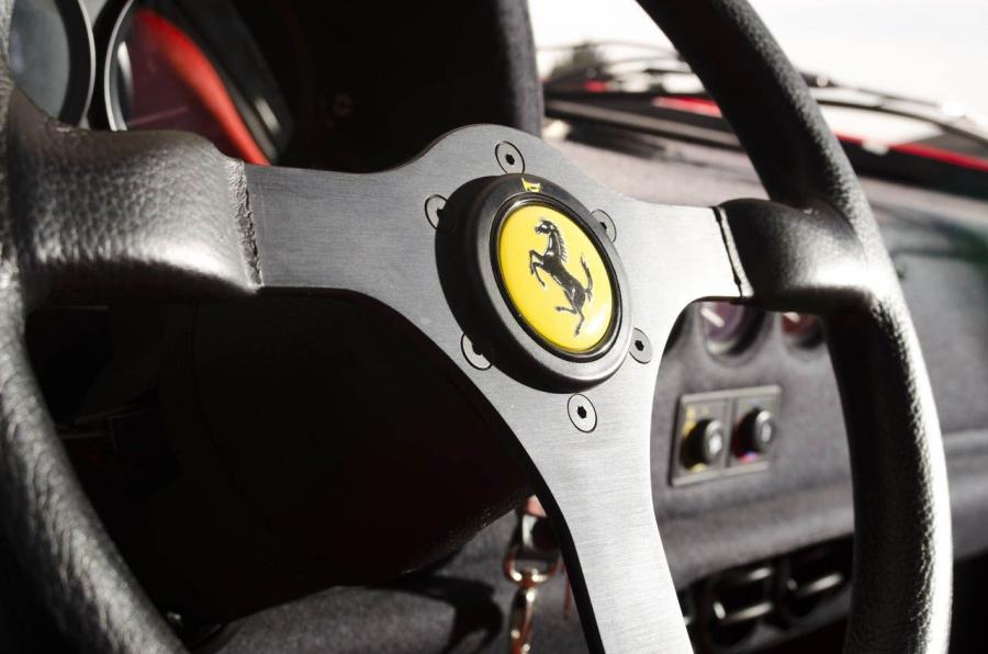  Ferrari F40 1991 года  (фото 25 из 50)